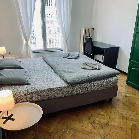 Slaveikov Square 9 Apartment *