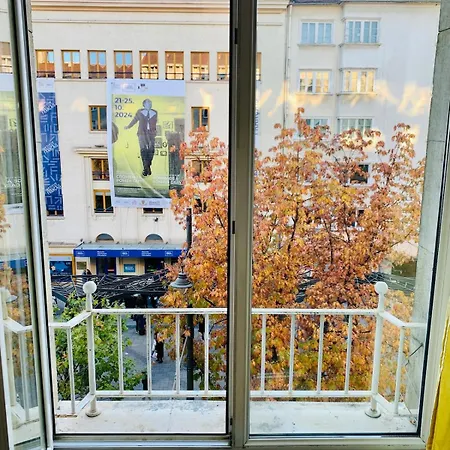 公寓 Slaveikov Square 9 *
